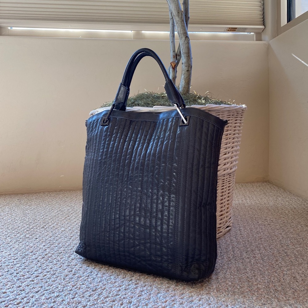 No name satchel